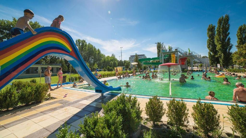 Apartman Anna Komárno Buitenkant foto